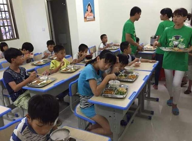 学校食堂托管：让校园饮食更放心